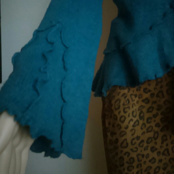 Gorgeous Vintage Cardigan - Picture 2 of 4